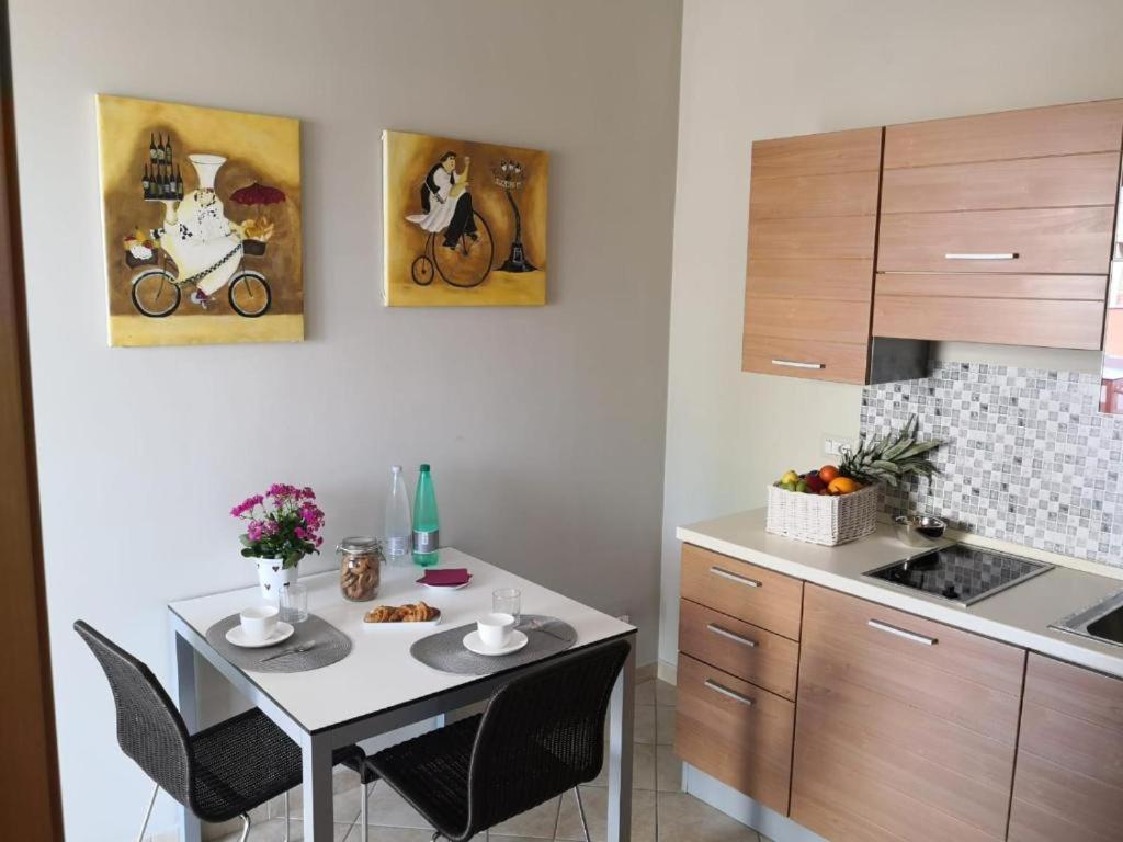 Colonna Rooms & Apartment Trani Exterior foto